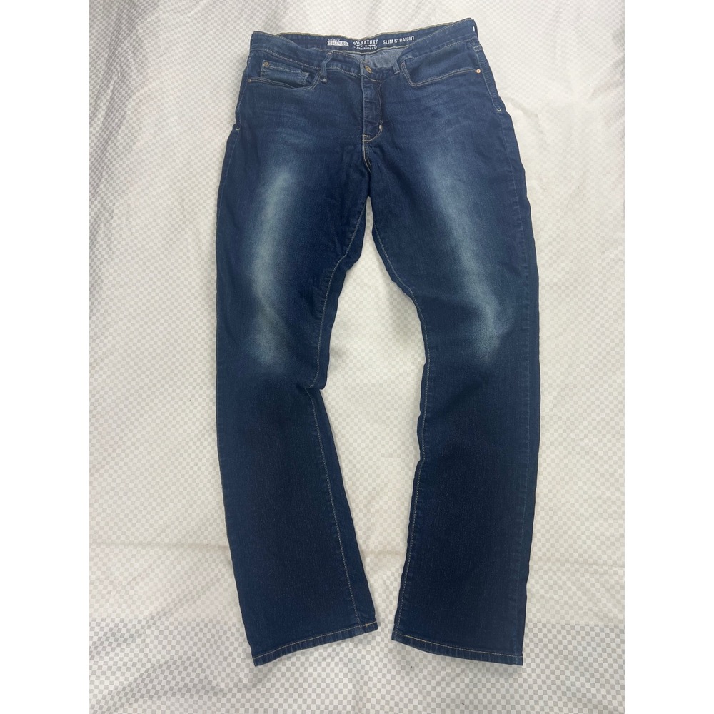 Signature by Levi Strauss & Co Straight leg Totally Shaping Jeans Dark Wash